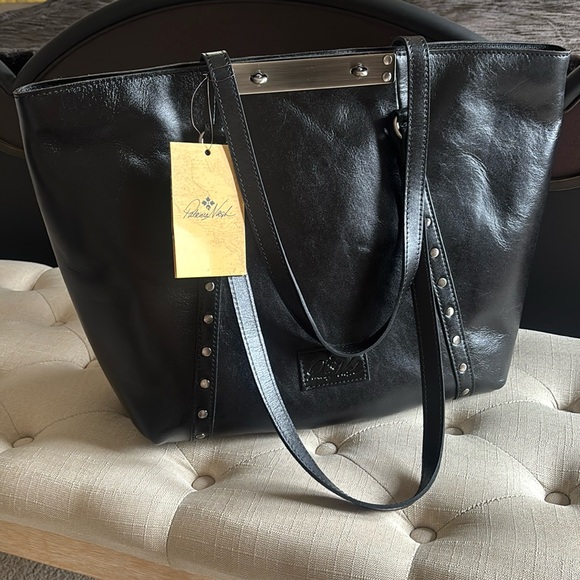 NWT Patricia Nash Benvenuto Tote -black *final price reduction - Picture 1 of 11